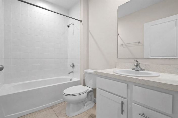 Image No.18-4 Bed House for sale