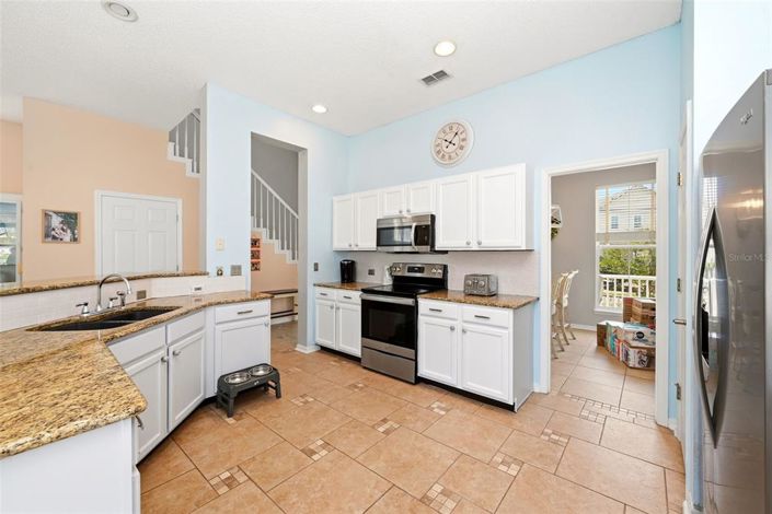 Image No.14-3 Bed House for sale