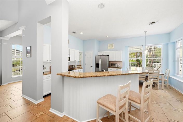 Image No.15-3 Bed House for sale