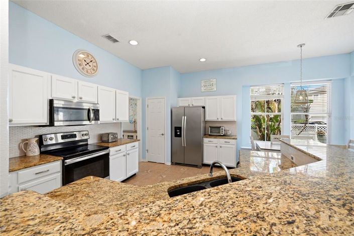 Image No.16-3 Bed House for sale