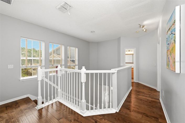 Image No.23-3 Bed House for sale