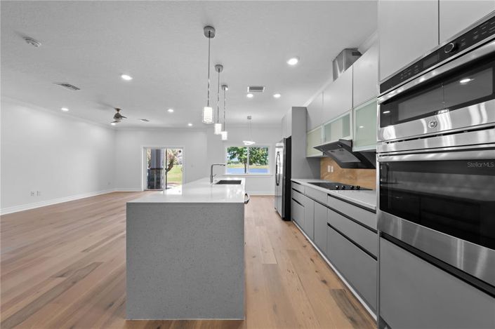 Image No.16-3 Bed Townhouse for sale