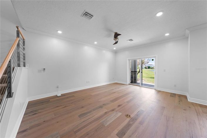 Image No.25-3 Bed Townhouse for sale