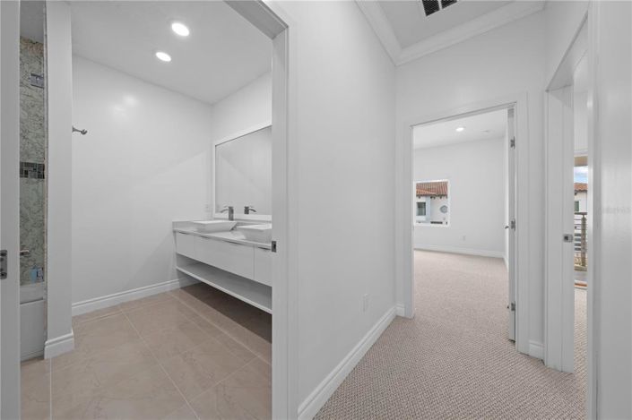 Image No.28-3 Bed Townhouse for sale