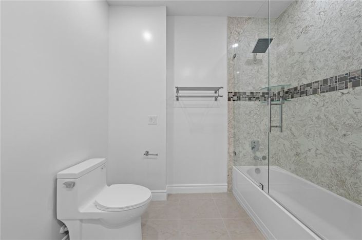 Image No.30-3 Bed Townhouse for sale