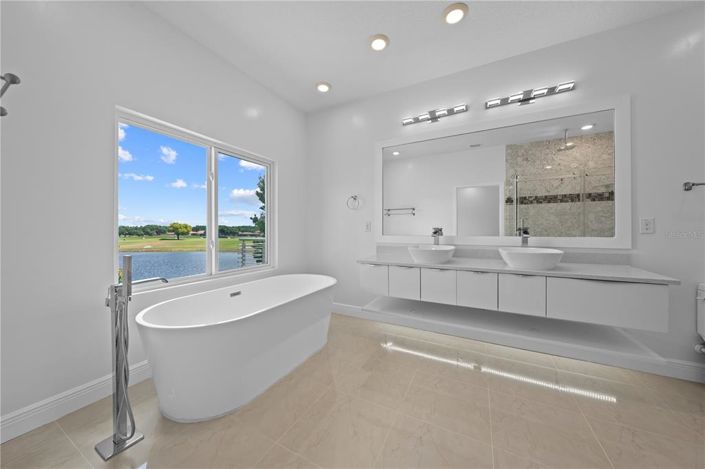 Image No.38-3 Bed Townhouse for sale