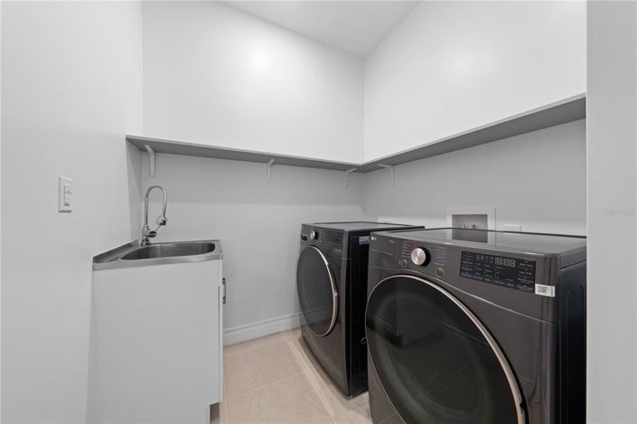 Image No.48-3 Bed Townhouse for sale