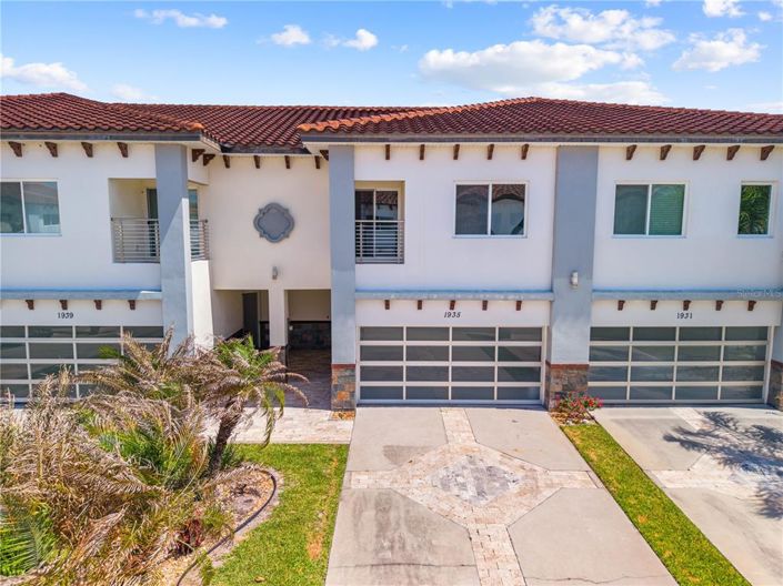 Image No.53-3 Bed Townhouse for sale