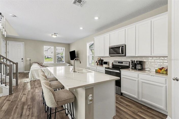 Image No.9-3 Bed House for sale