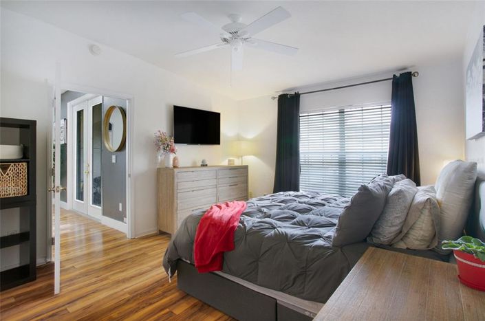 Image No.10-3 Bed Apartment for sale