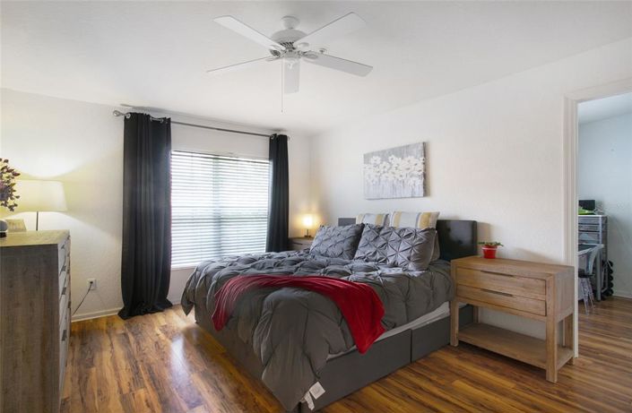 Image No.9-3 Bed Apartment for sale