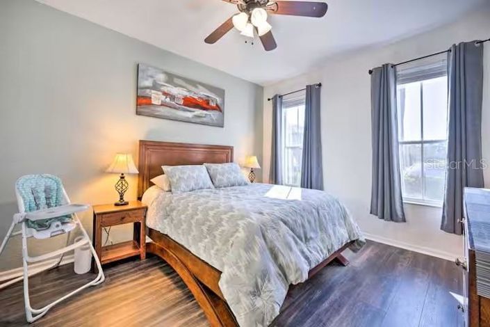 Image No.10-4 Bed Townhouse for sale