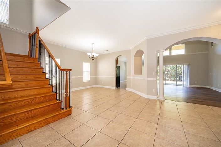 Image No.14-4 Bed House for sale