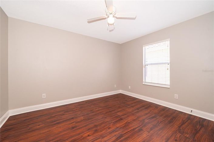 Image No.35-4 Bed House for sale