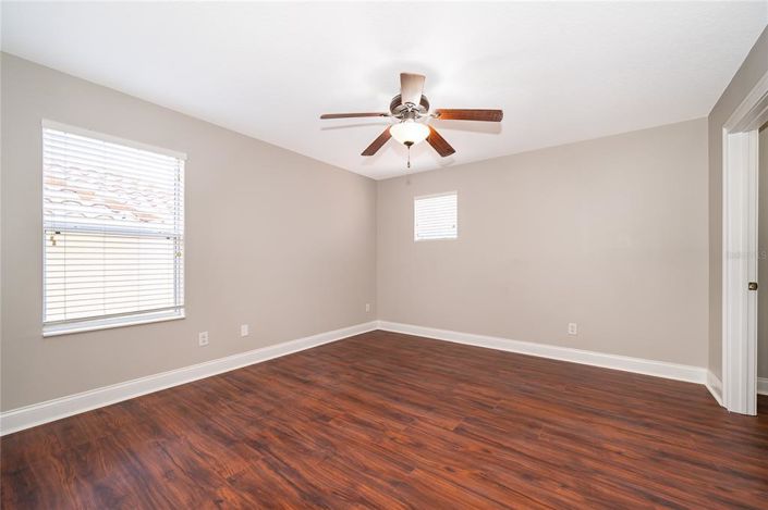 Image No.38-4 Bed House for sale