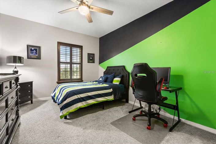 Image No.27-6 Bed House for sale