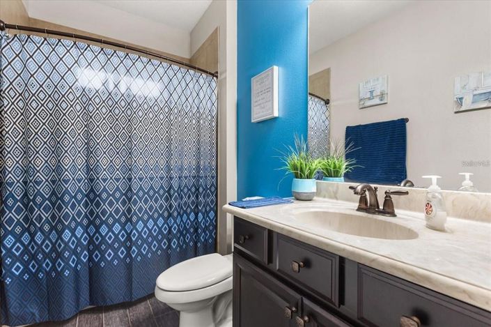 Image No.29-6 Bed House for sale