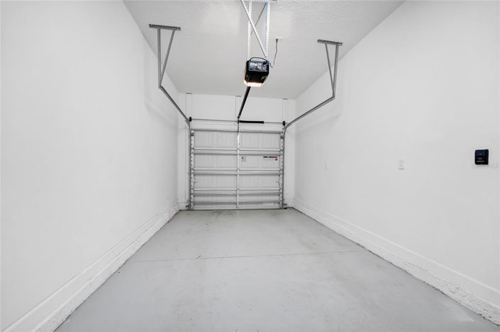 Image No.31-3 Bed Townhouse for sale