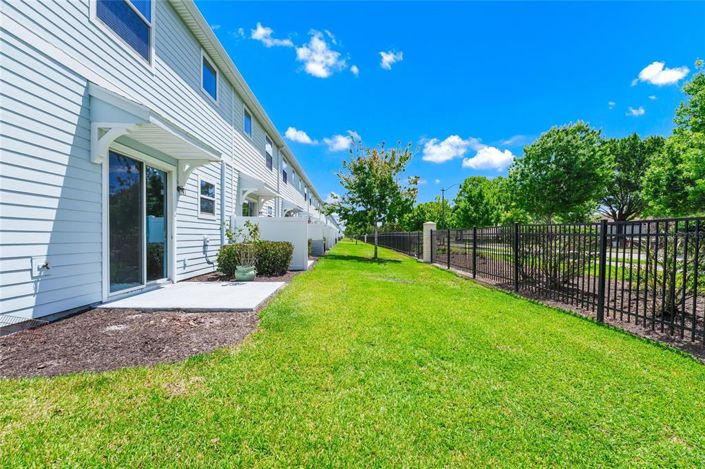 Image No.32-3 Bed Townhouse for sale