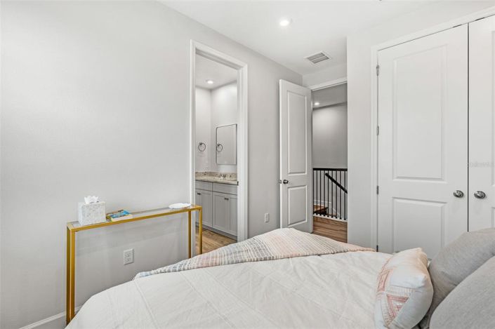 Image No.35-3 Bed Townhouse for sale