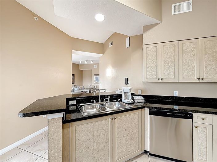 Image No.22-3 Bed Apartment for sale