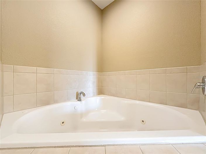 Image No.39-3 Bed Apartment for sale