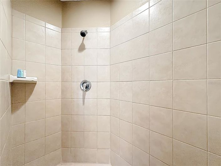 Image No.40-3 Bed Apartment for sale