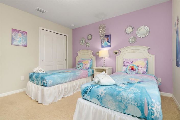 Image No.9-7 Bed House for sale