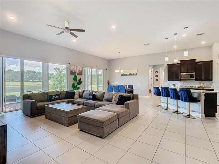 Image No.3-4 Bed House for sale