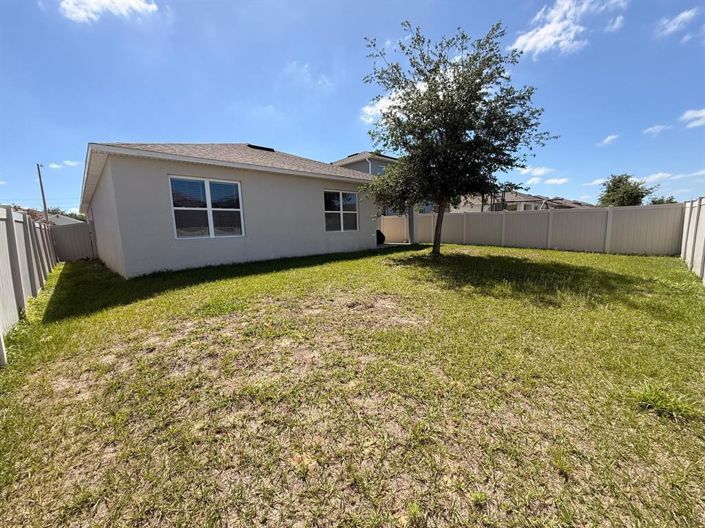 Image No.6-Maison de 4 chambres à vendre à Saint John