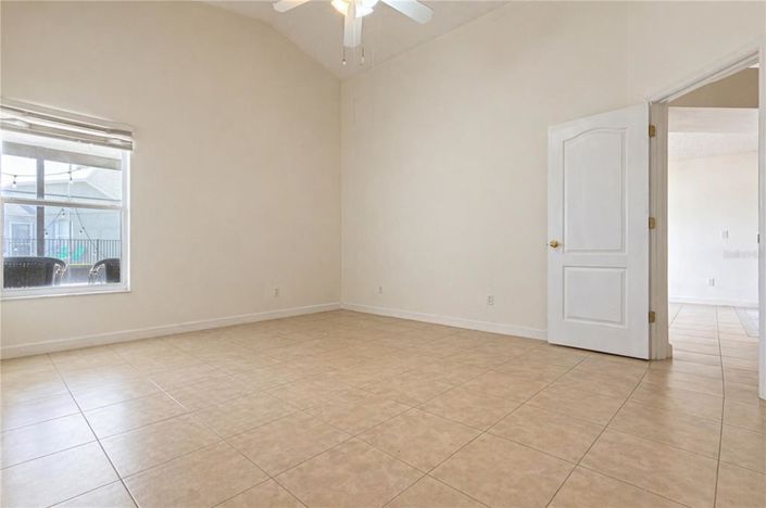 Image No.19-3 Bed House for sale