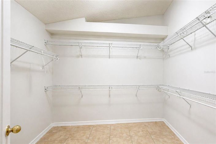 Image No.26-3 Bed House for sale