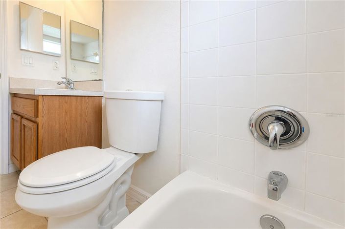 Image No.8-3 Bed House for sale