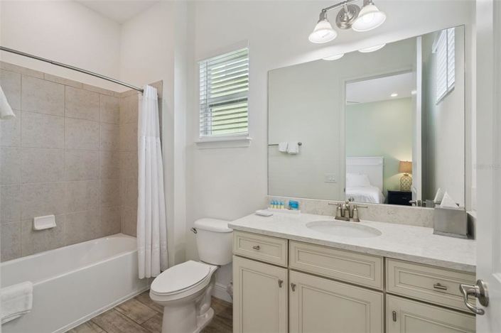 Image No.18-3 Bed House for sale