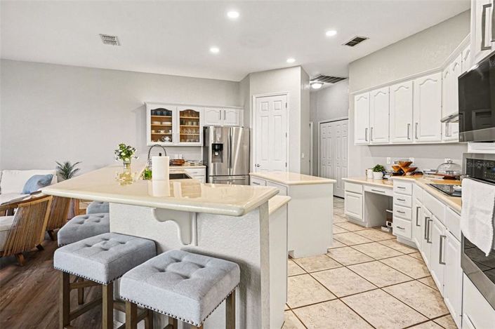 Image No.11-4 Bed House for sale