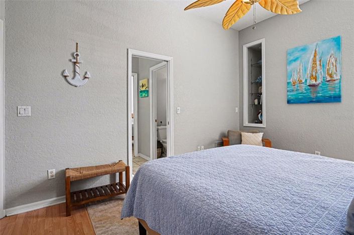 Image No.16-4 Bed House for sale