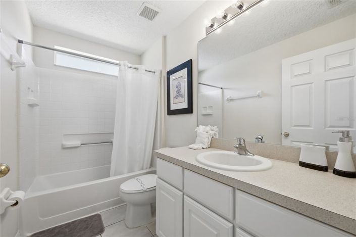 Image No.24-4 Bed House for sale