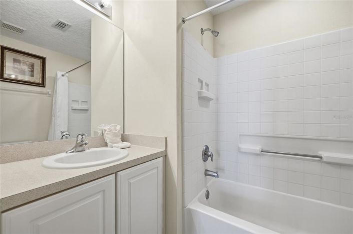 Image No.26-4 Bed House for sale