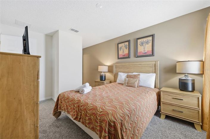 Image No.30-4 Bed House for sale