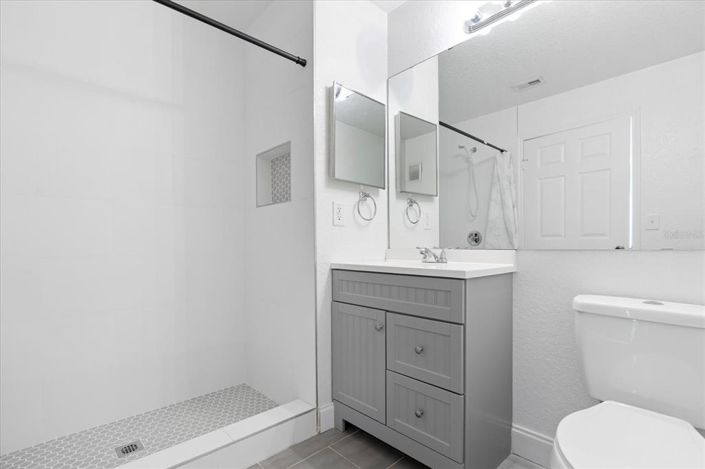 Image No.17-3 Bed Apartment for sale