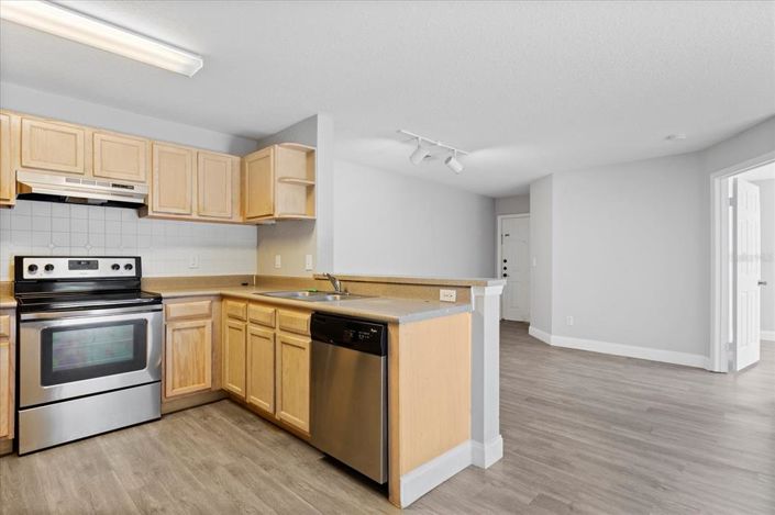 Image No.9-3 Bed Apartment for sale