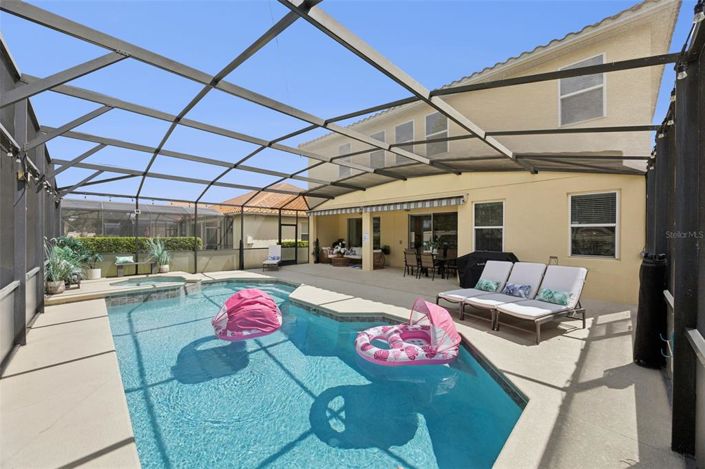 Image No.26-6 Bed House for sale
