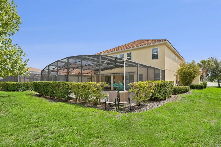Image No.27-6 Bed House for sale
