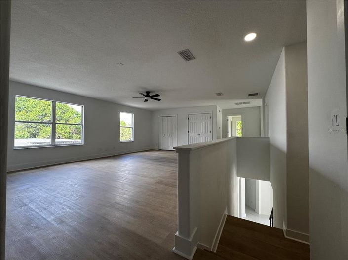 Image No.14-5 Bed House for sale