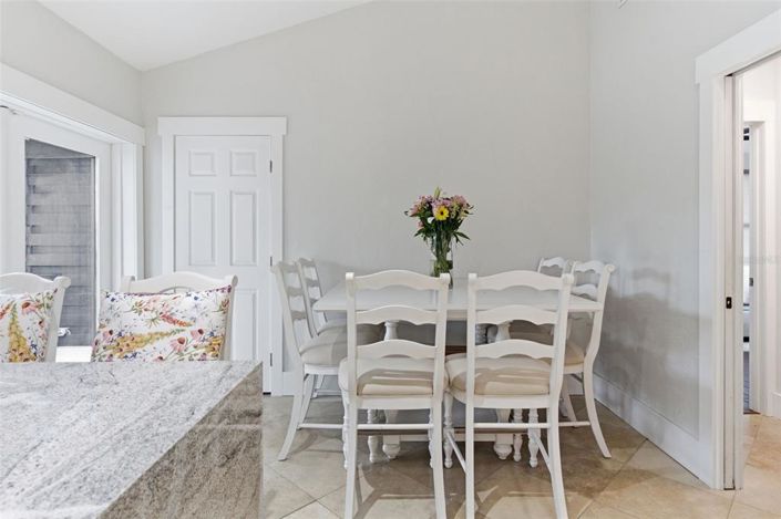 Image No.14-4 Bed House for sale