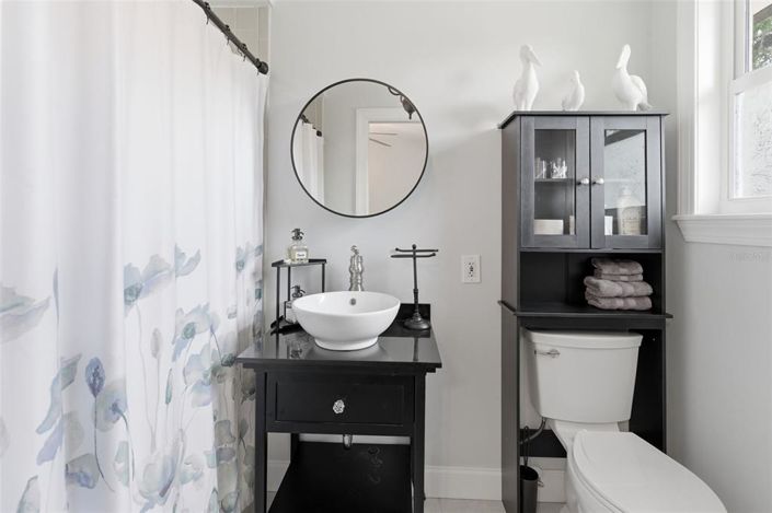 Image No.24-4 Bed House for sale