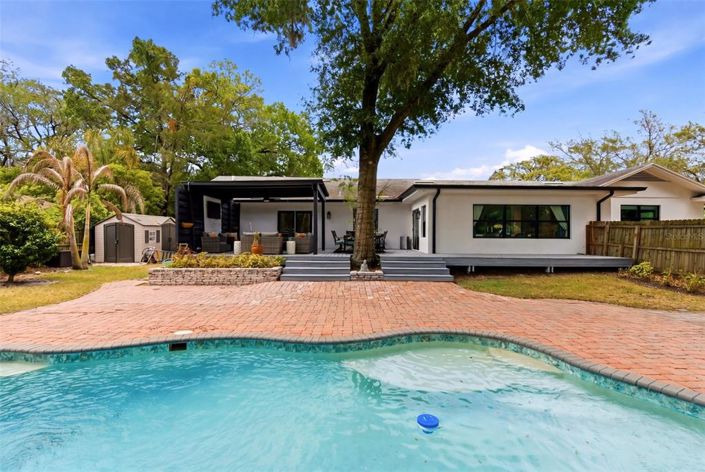 Image No.35-4 Bed House for sale