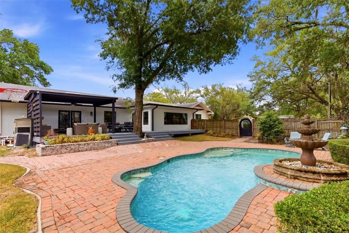 Image No.37-4 Bed House for sale