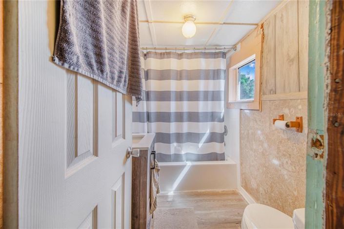 Image No.12-2 Bed House for sale