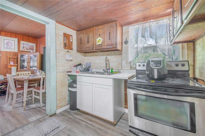 Image No.17-2 Bed House for sale